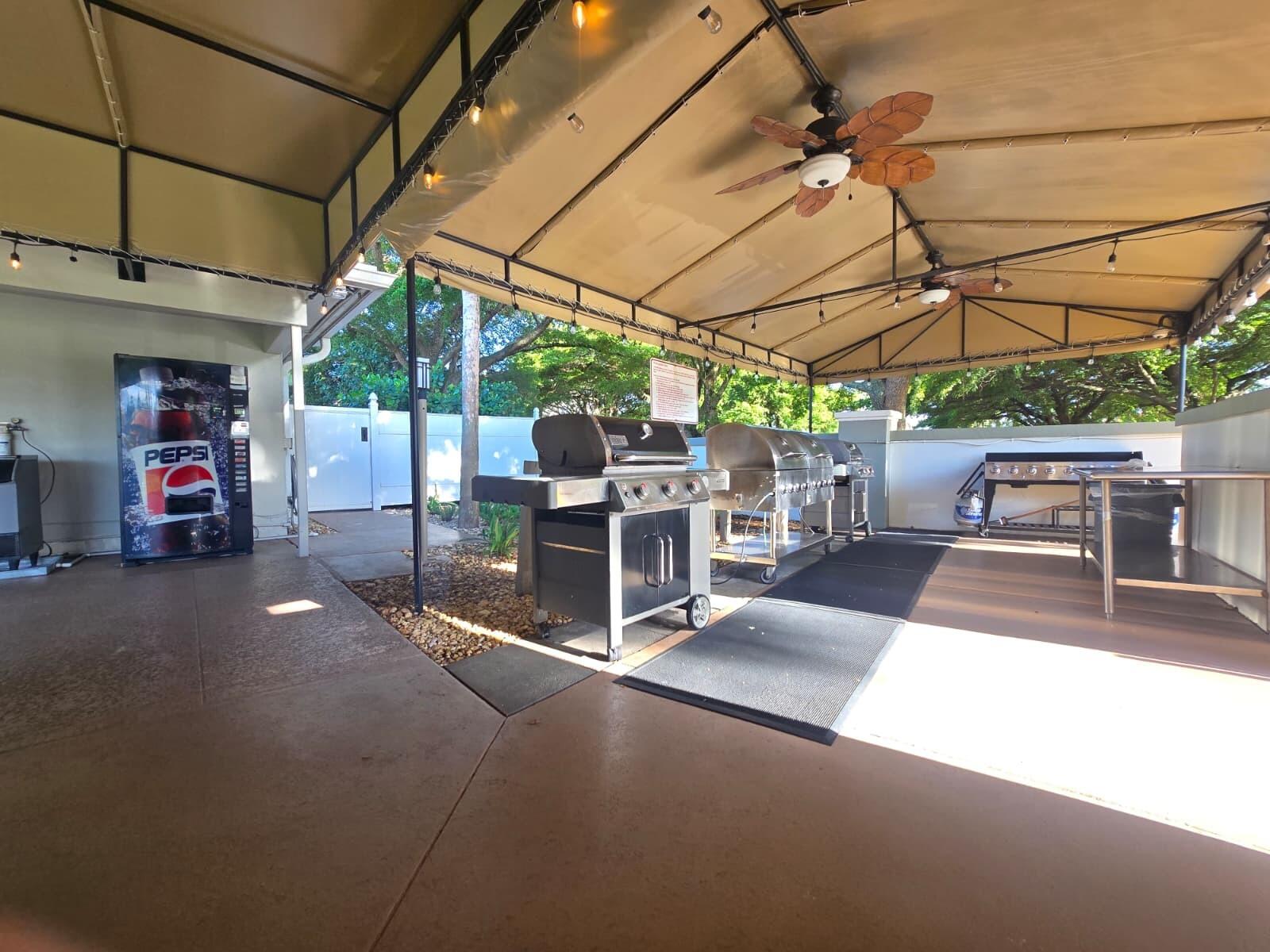 2002 Granada #K3, Coconut Creek FL 33066