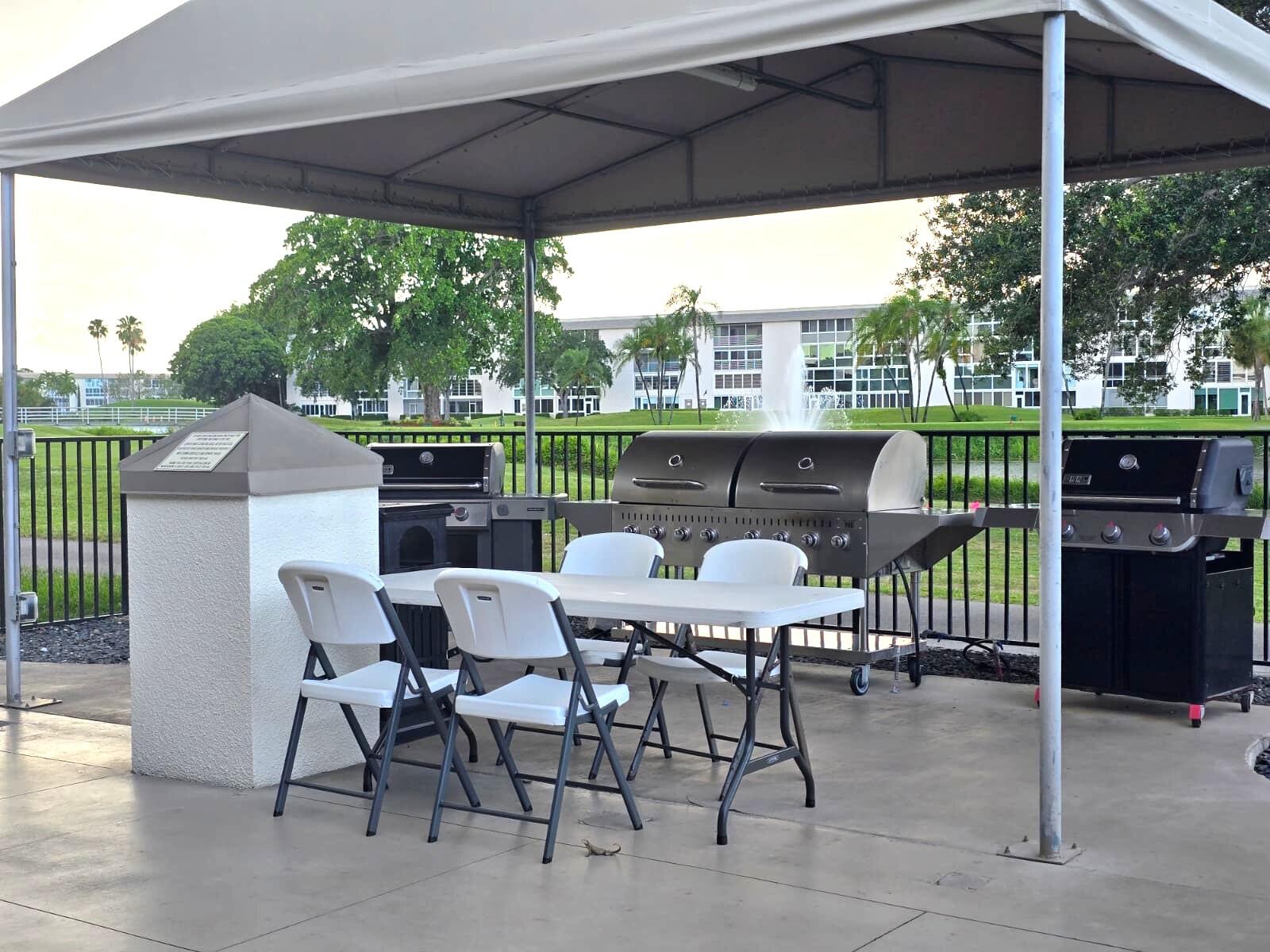 2002 Granada #K3, Coconut Creek FL 33066