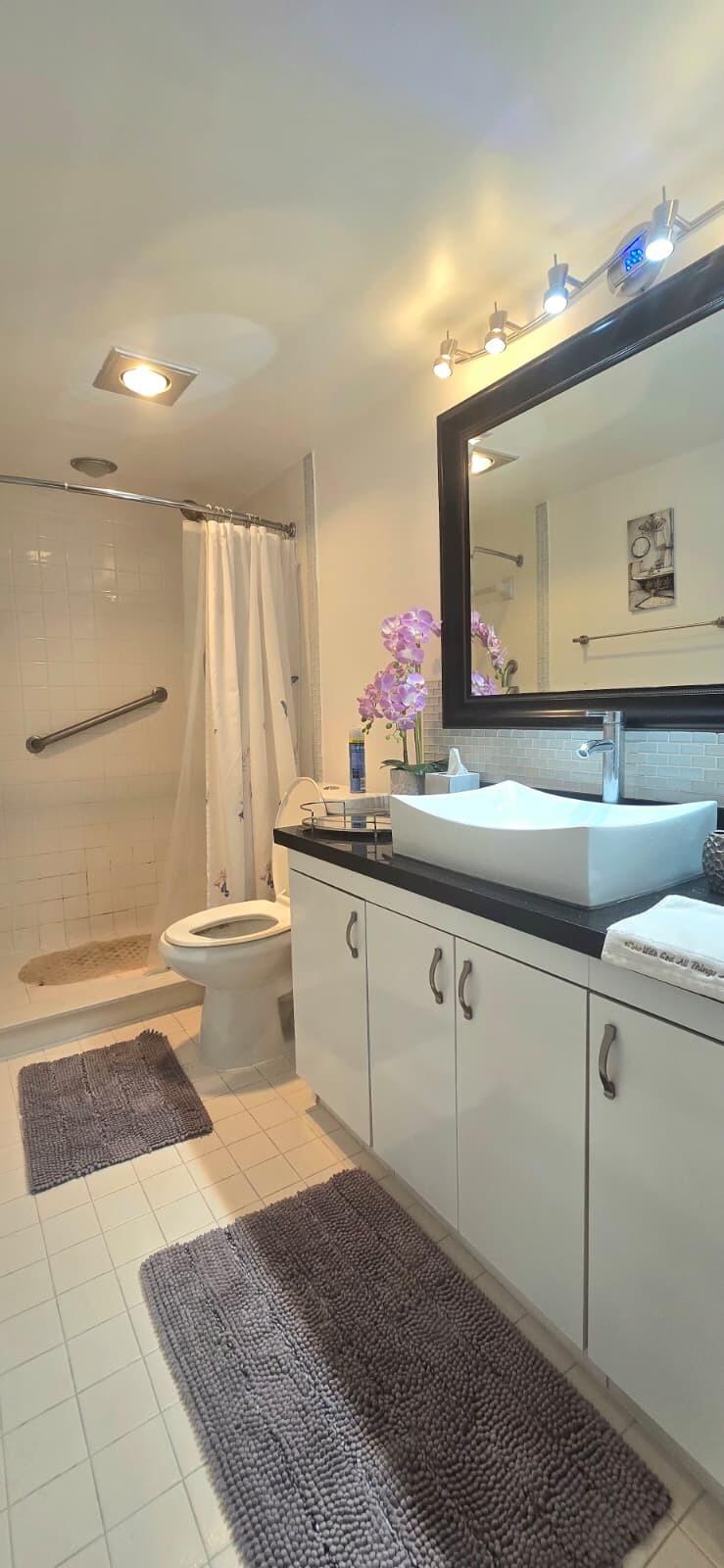 2002 Granada #K3, Coconut Creek FL 33066