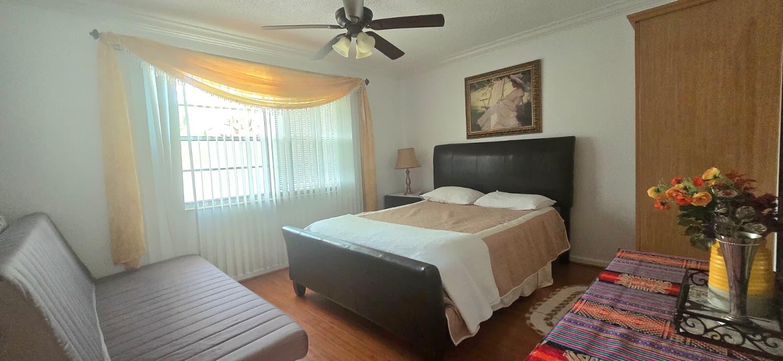 2002 Granada #K3, Coconut Creek FL 33066