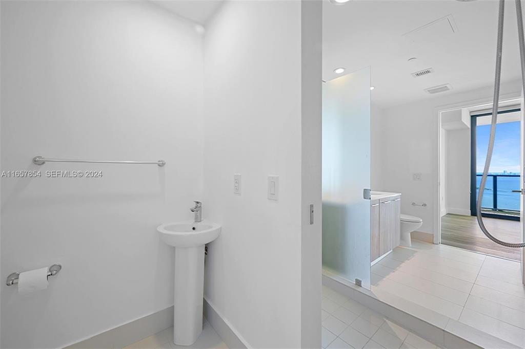 501 NE 31st #3804, Miami FL 33137
