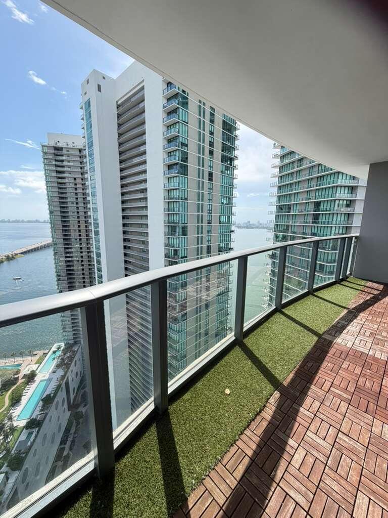 501 NE 31st #3804, Miami FL 33137