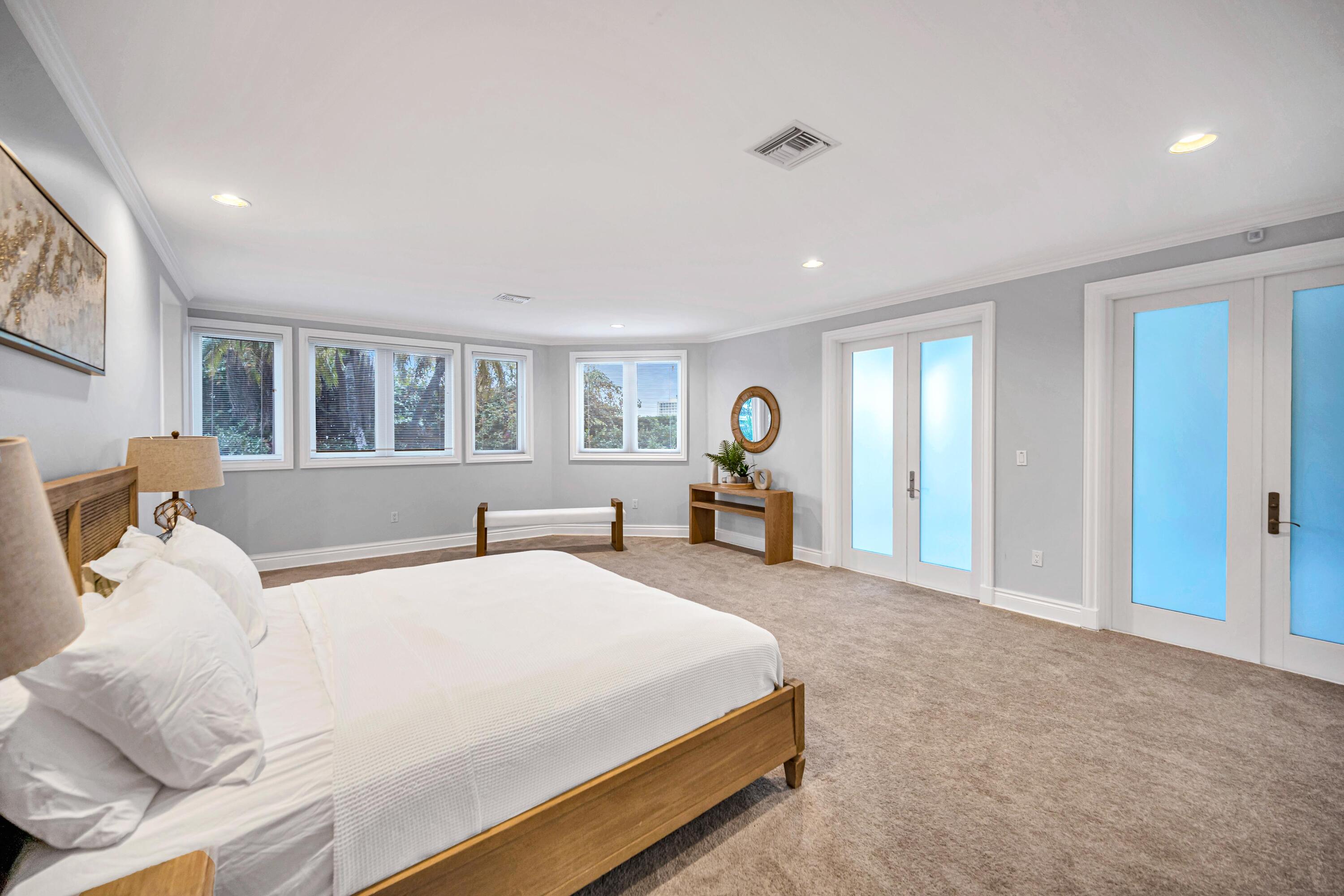 709 Idlewyld, Fort Lauderdale FL 33301