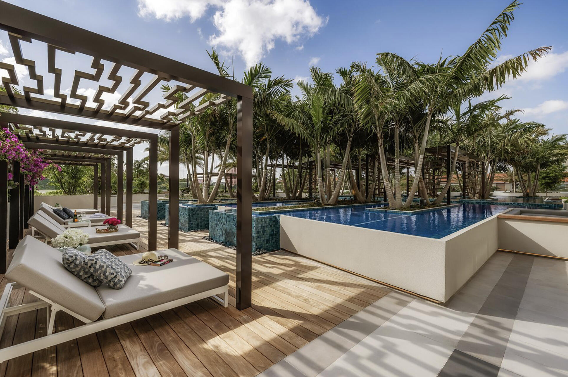 220 SE Mizner #205, Boca Raton FL 33432