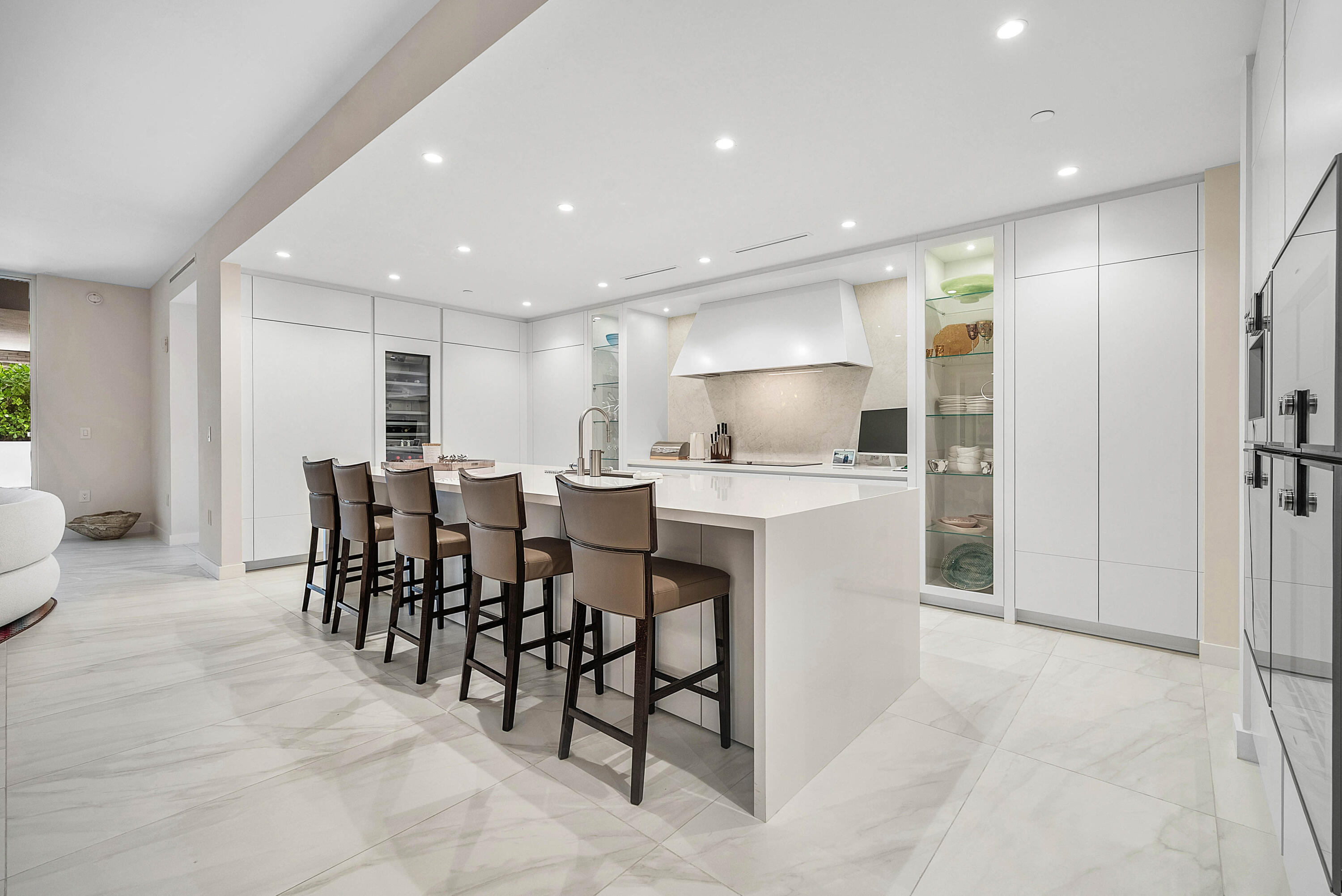 220 SE Mizner #205, Boca Raton FL 33432