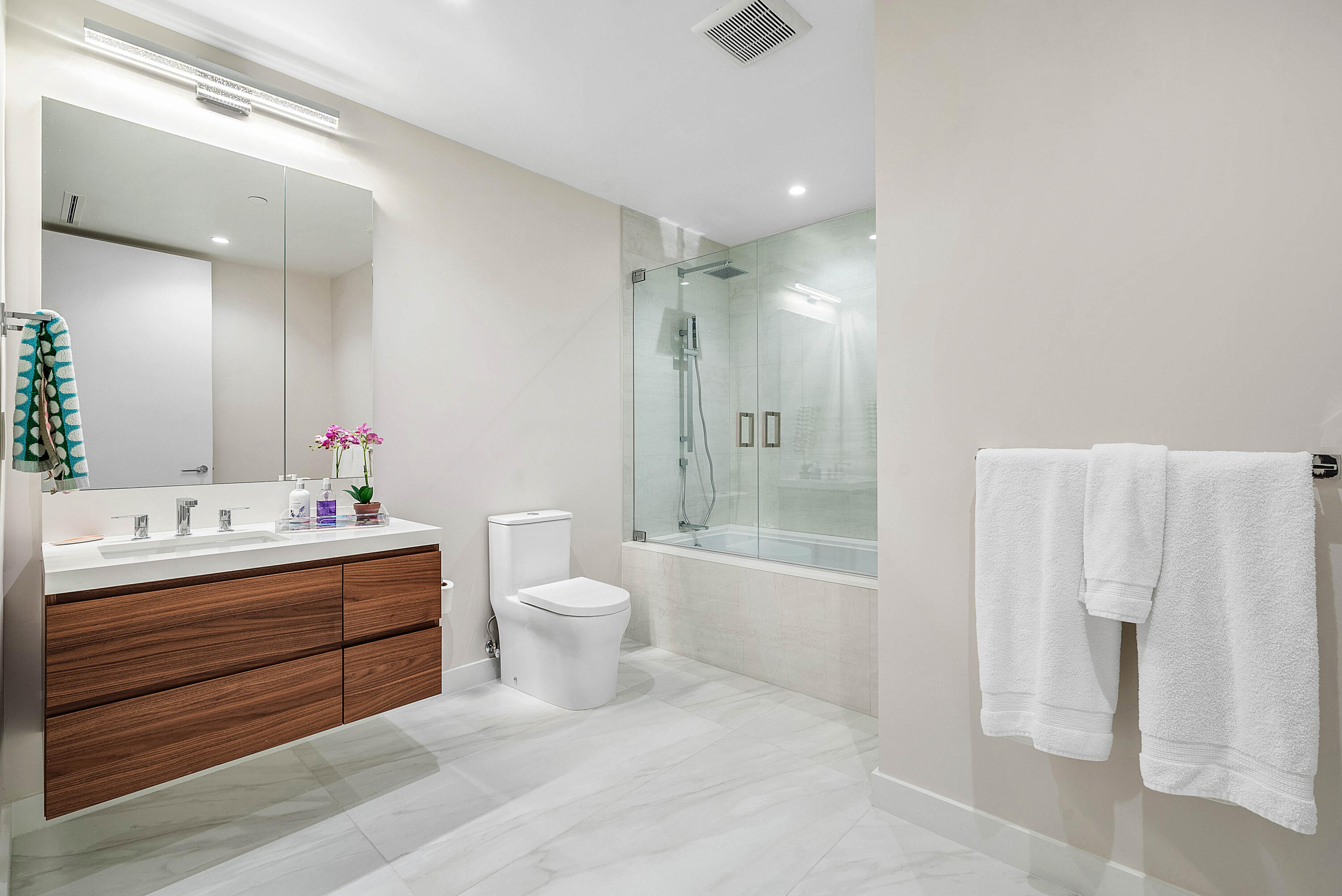 220 SE Mizner #205, Boca Raton FL 33432