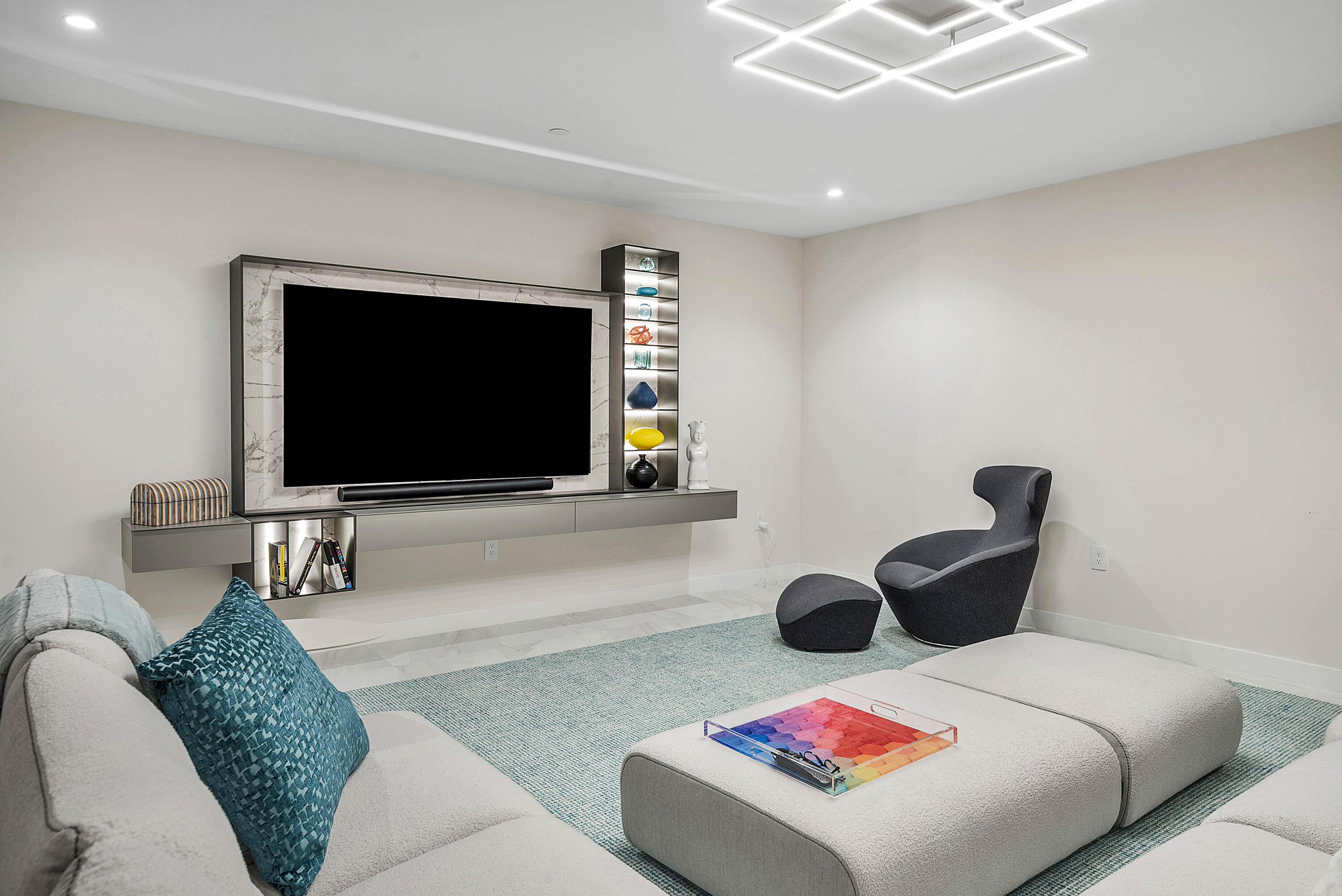 220 SE Mizner #205, Boca Raton FL 33432