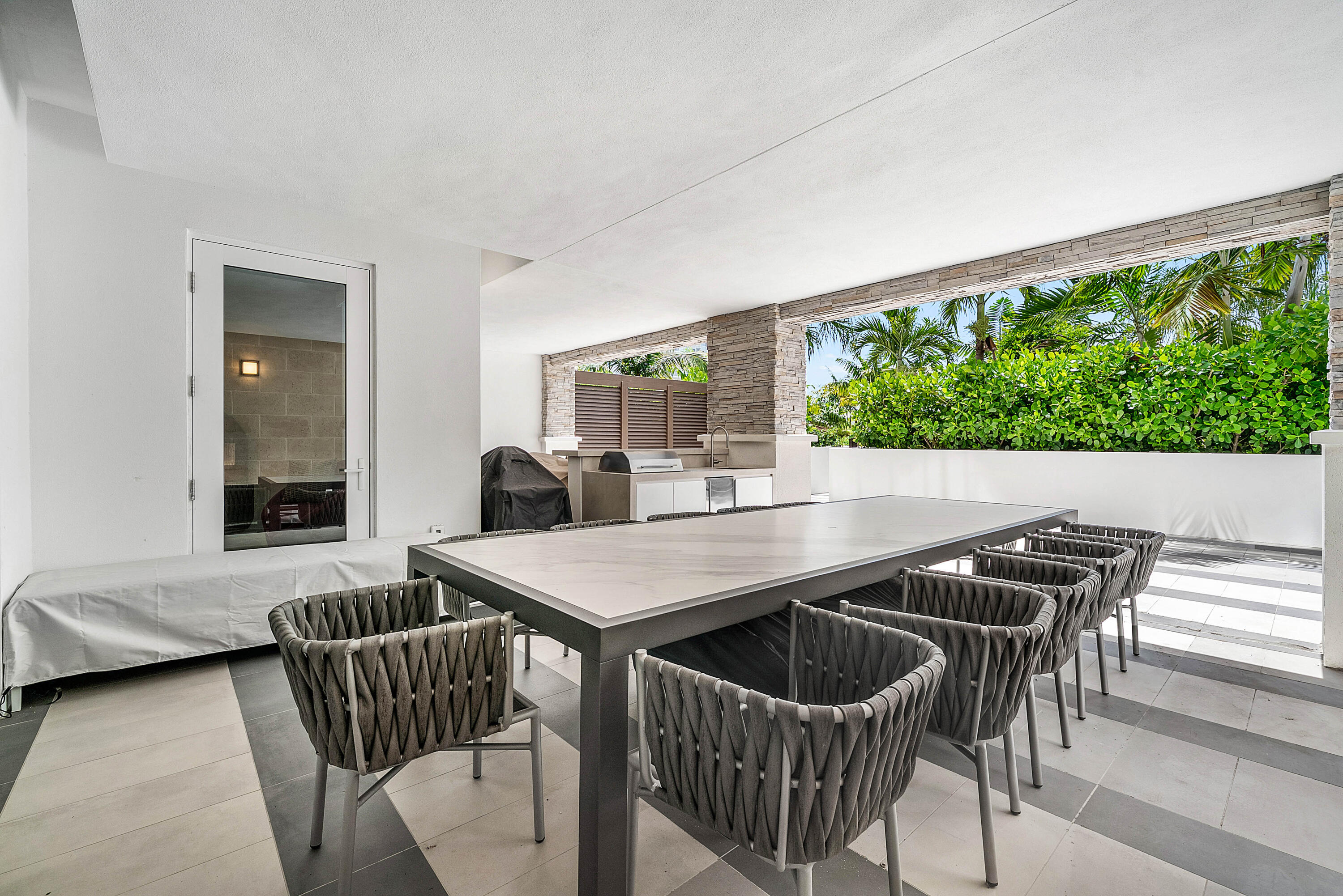 220 SE Mizner #205, Boca Raton FL 33432