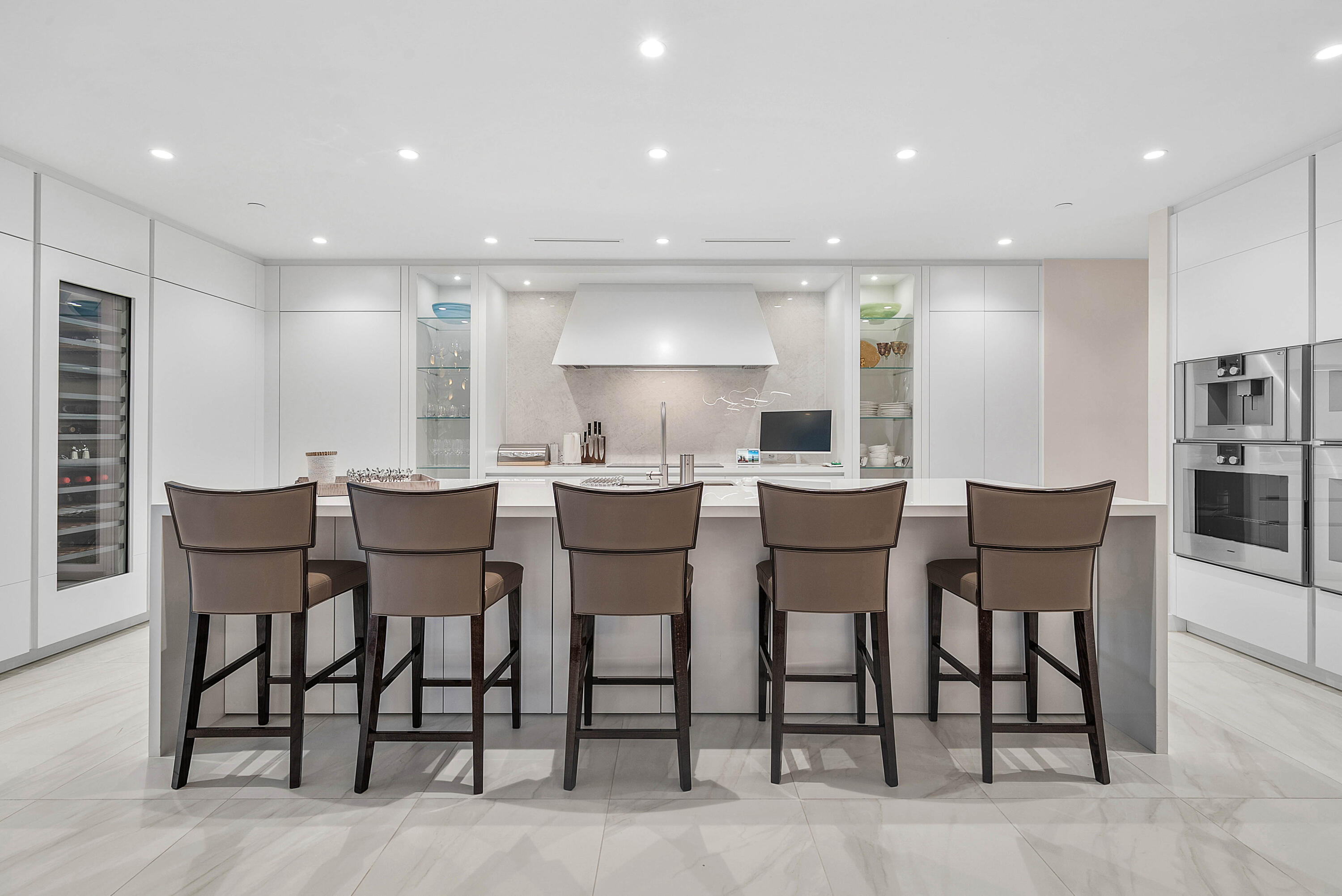 220 SE Mizner #205, Boca Raton FL 33432