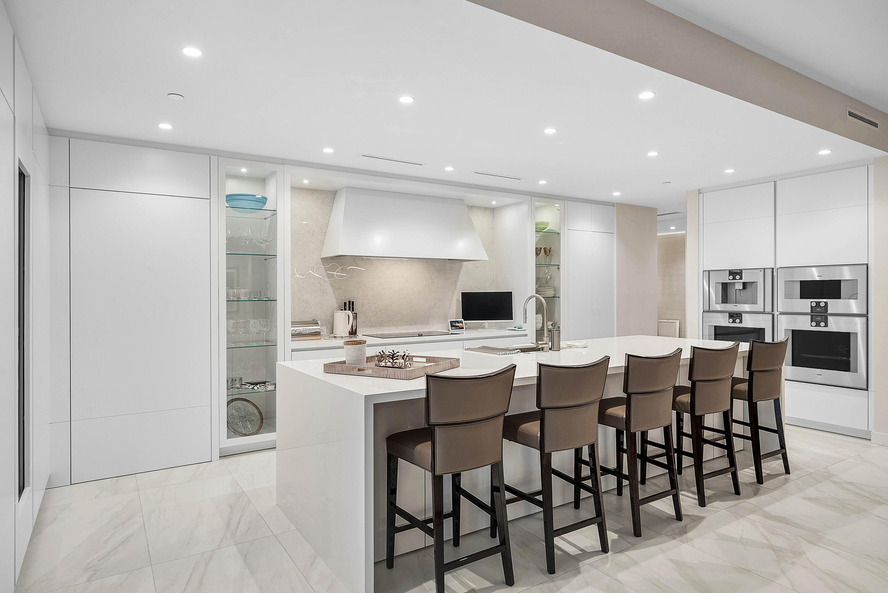 220 SE Mizner #205, Boca Raton FL 33432