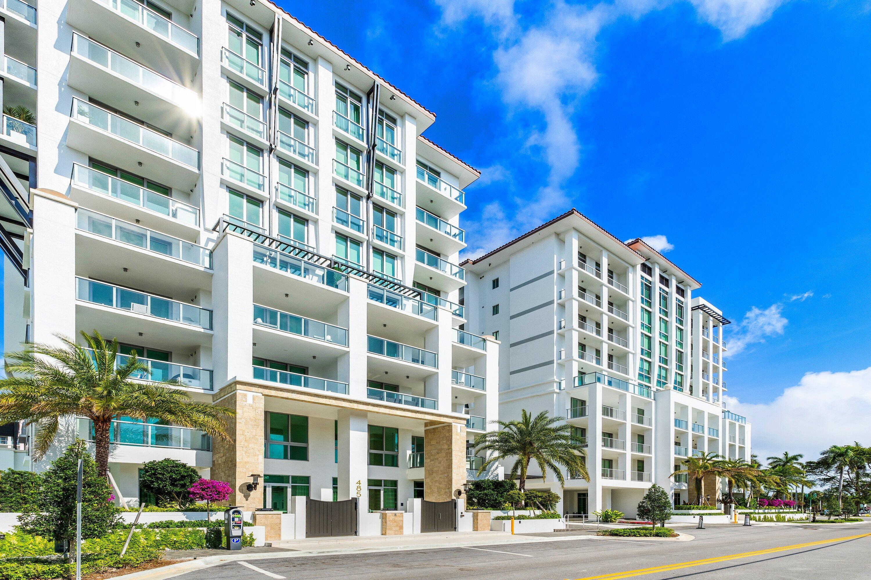 475 E Royal Palm #206, Boca Raton FL 33432