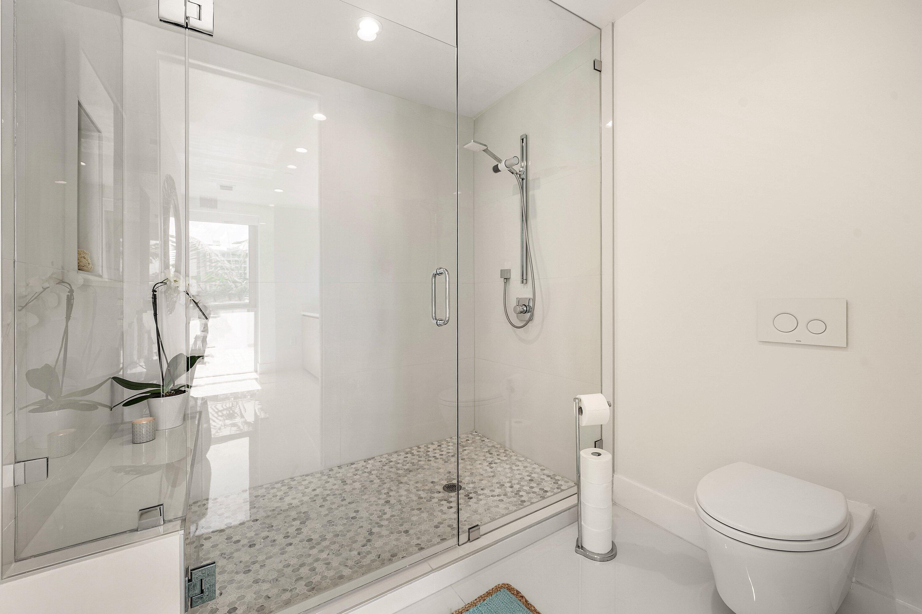 475 E Royal Palm #206, Boca Raton FL 33432
