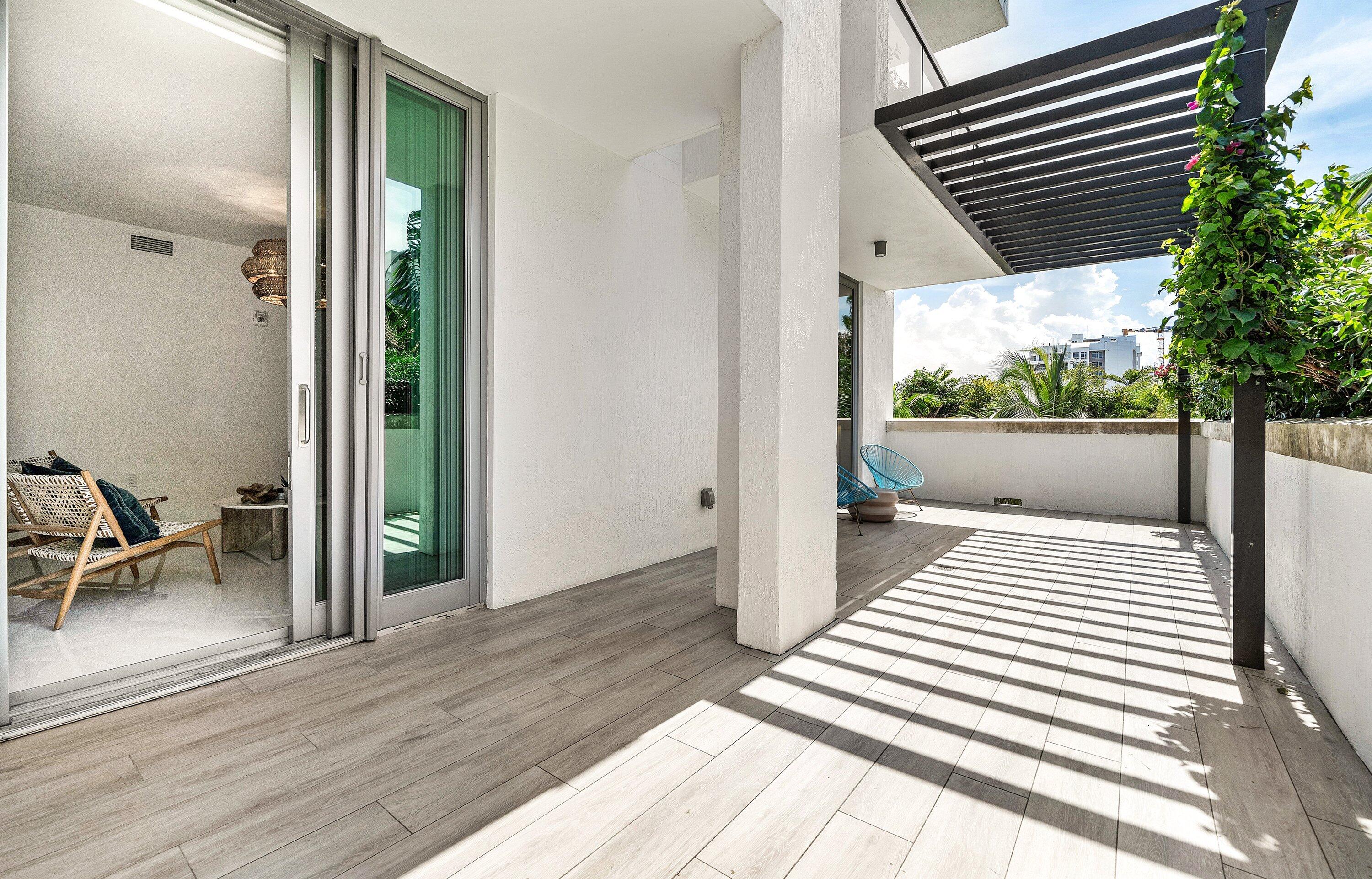 475 E Royal Palm #206, Boca Raton FL 33432