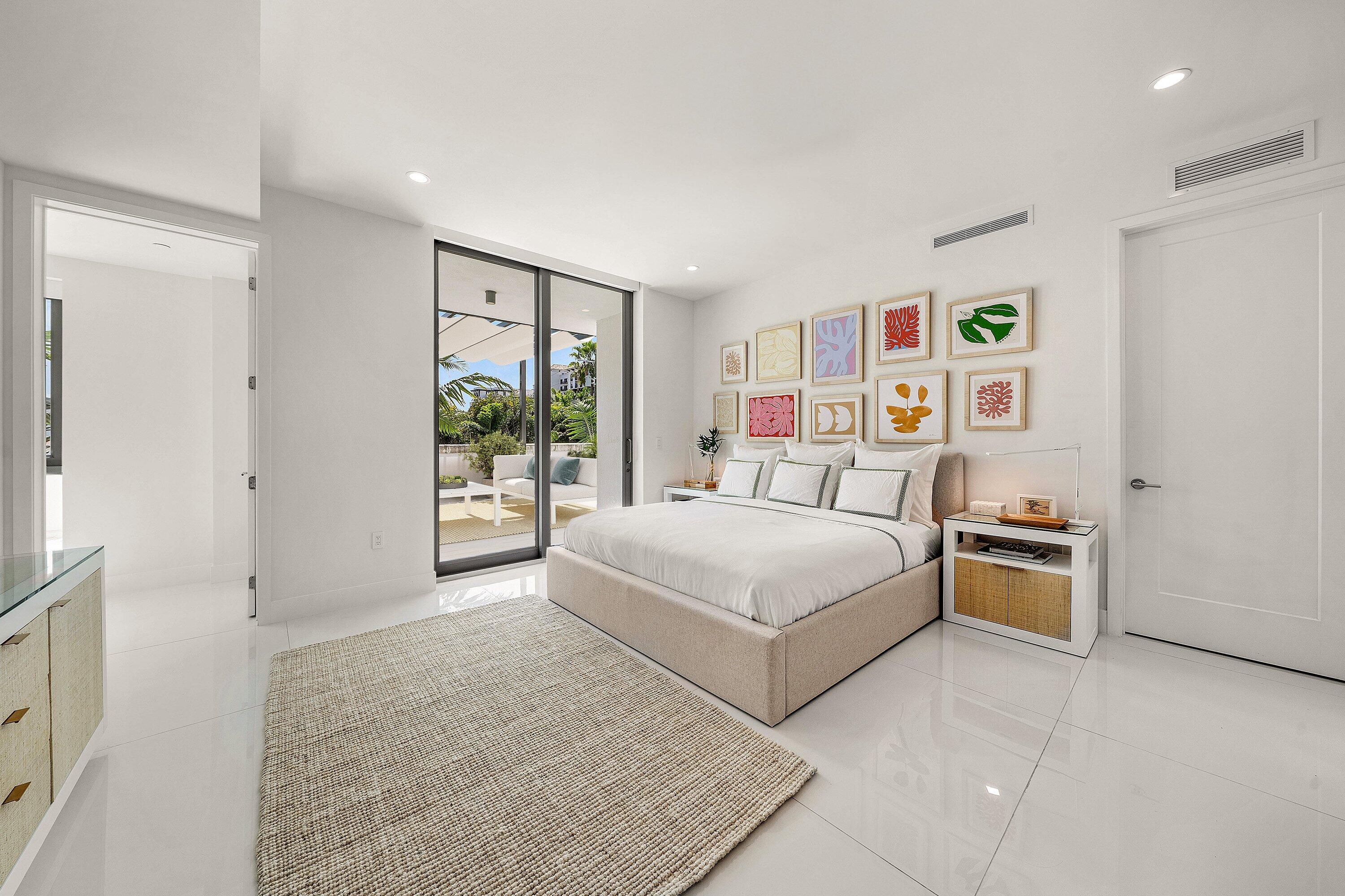 475 E Royal Palm #206, Boca Raton FL 33432