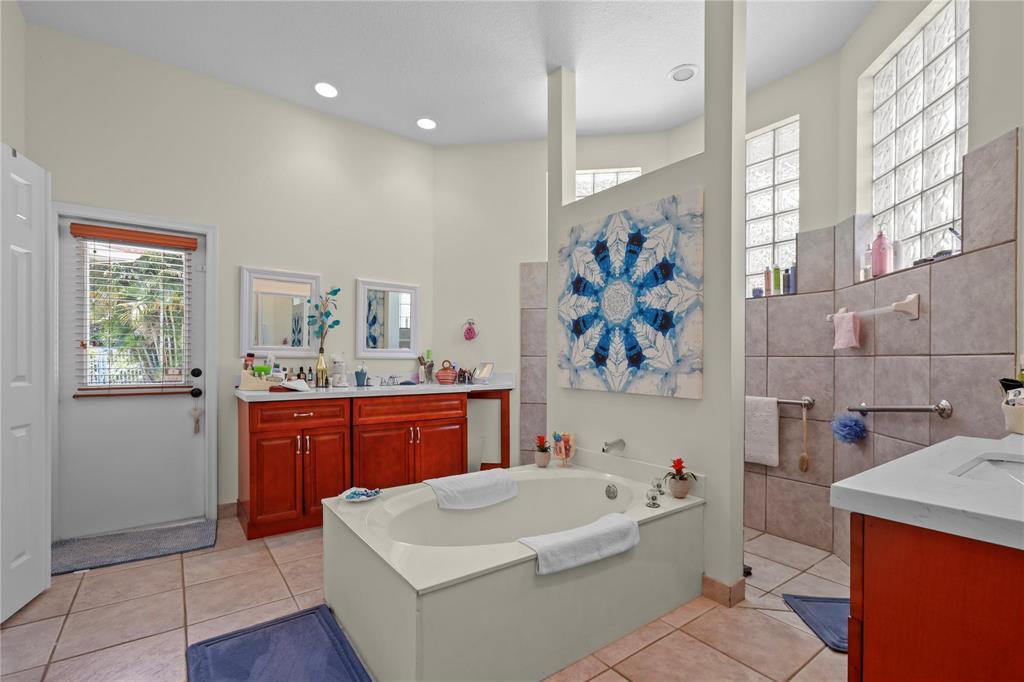 6421 NW 41st, Coral Springs FL 33067