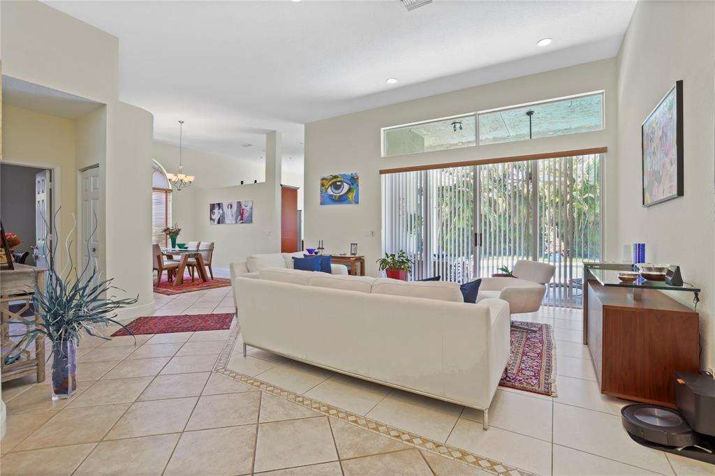 6421 NW 41st, Coral Springs FL 33067