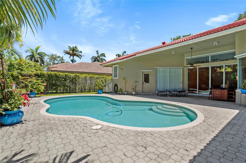 6421 NW 41st, Coral Springs FL 33067