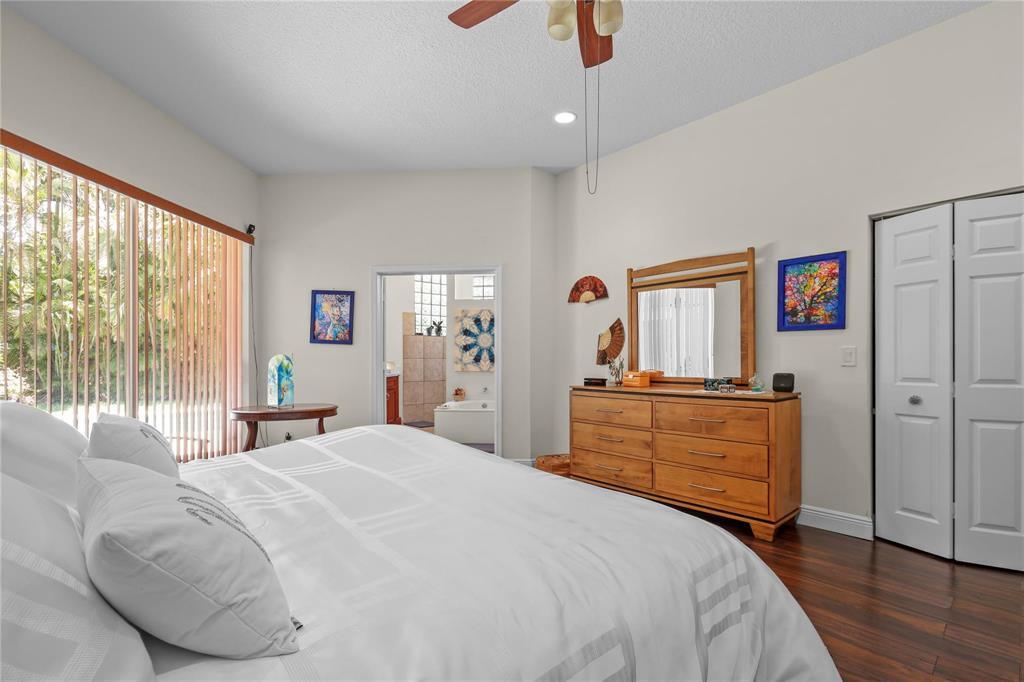 6421 NW 41st, Coral Springs FL 33067