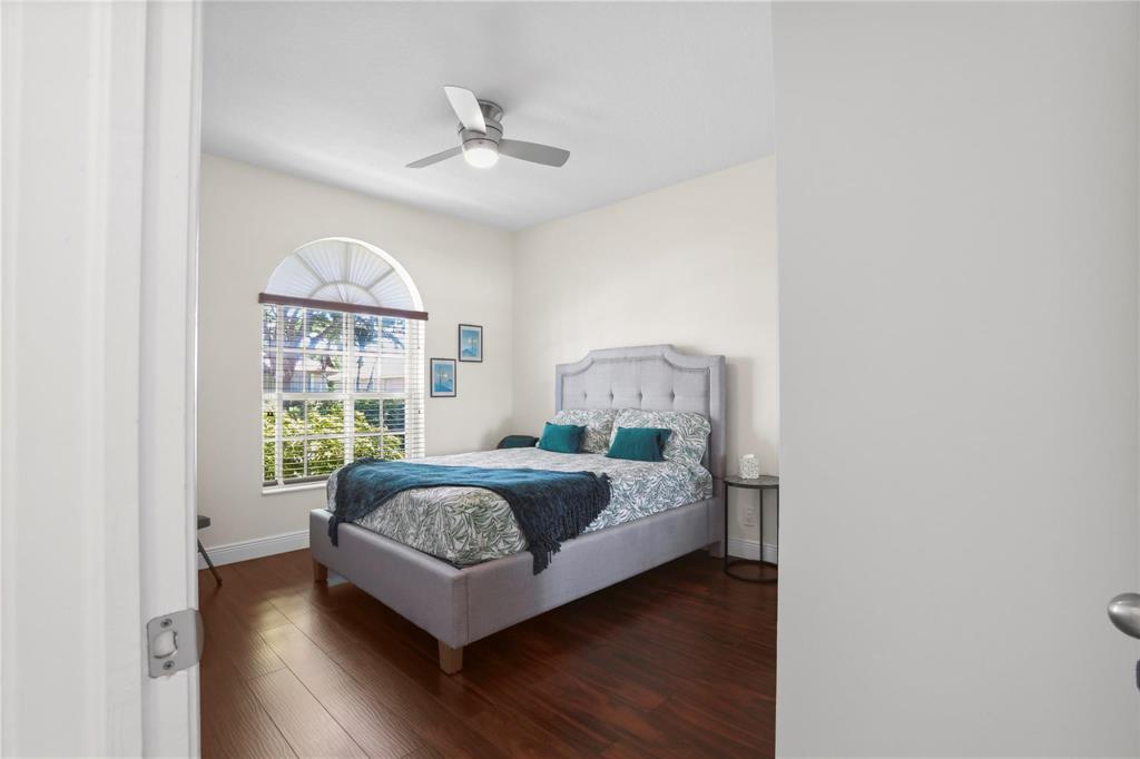 6421 NW 41st, Coral Springs FL 33067