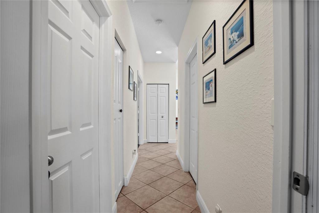6421 NW 41st, Coral Springs FL 33067