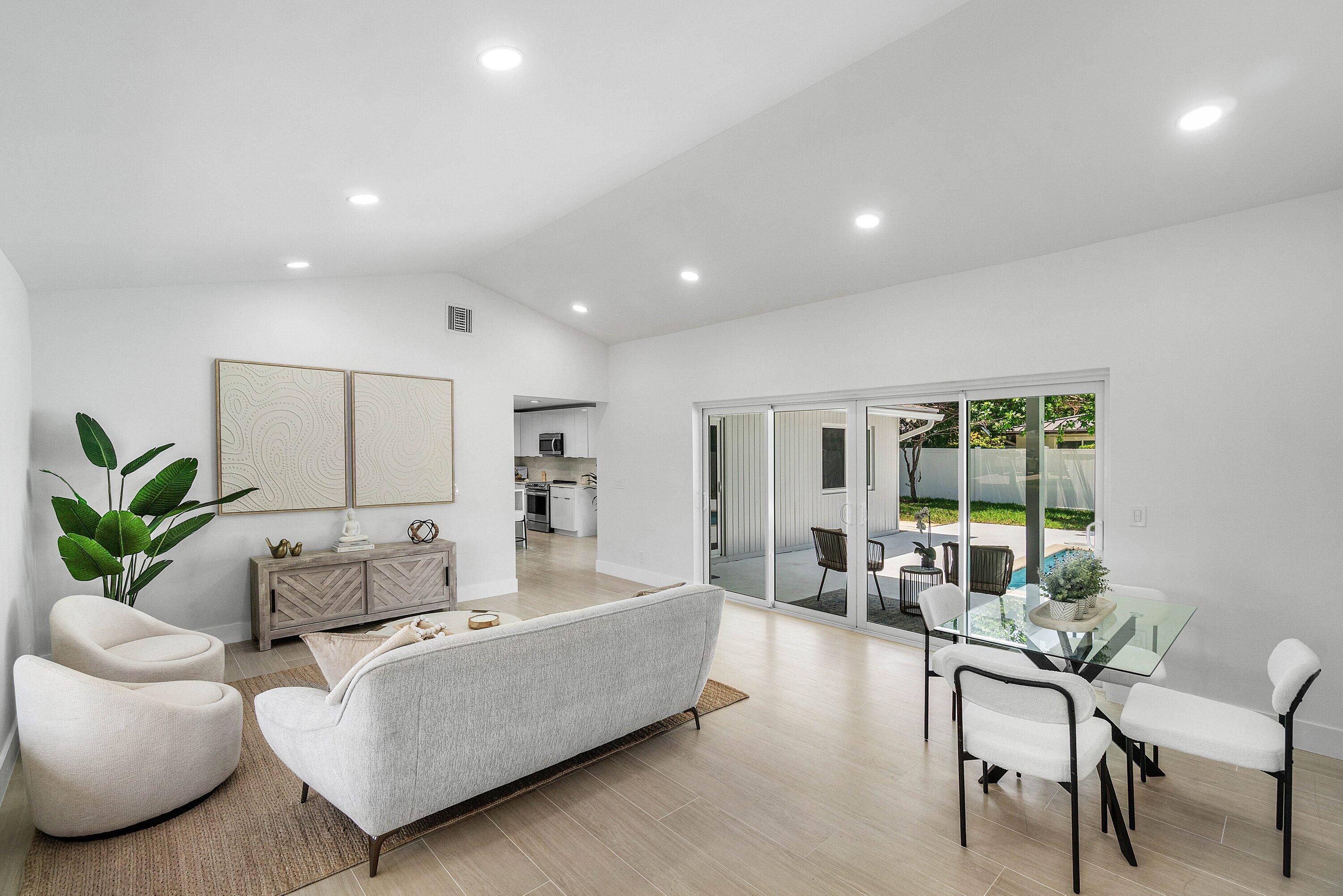 723 SW 27th, Boynton Beach FL 33435