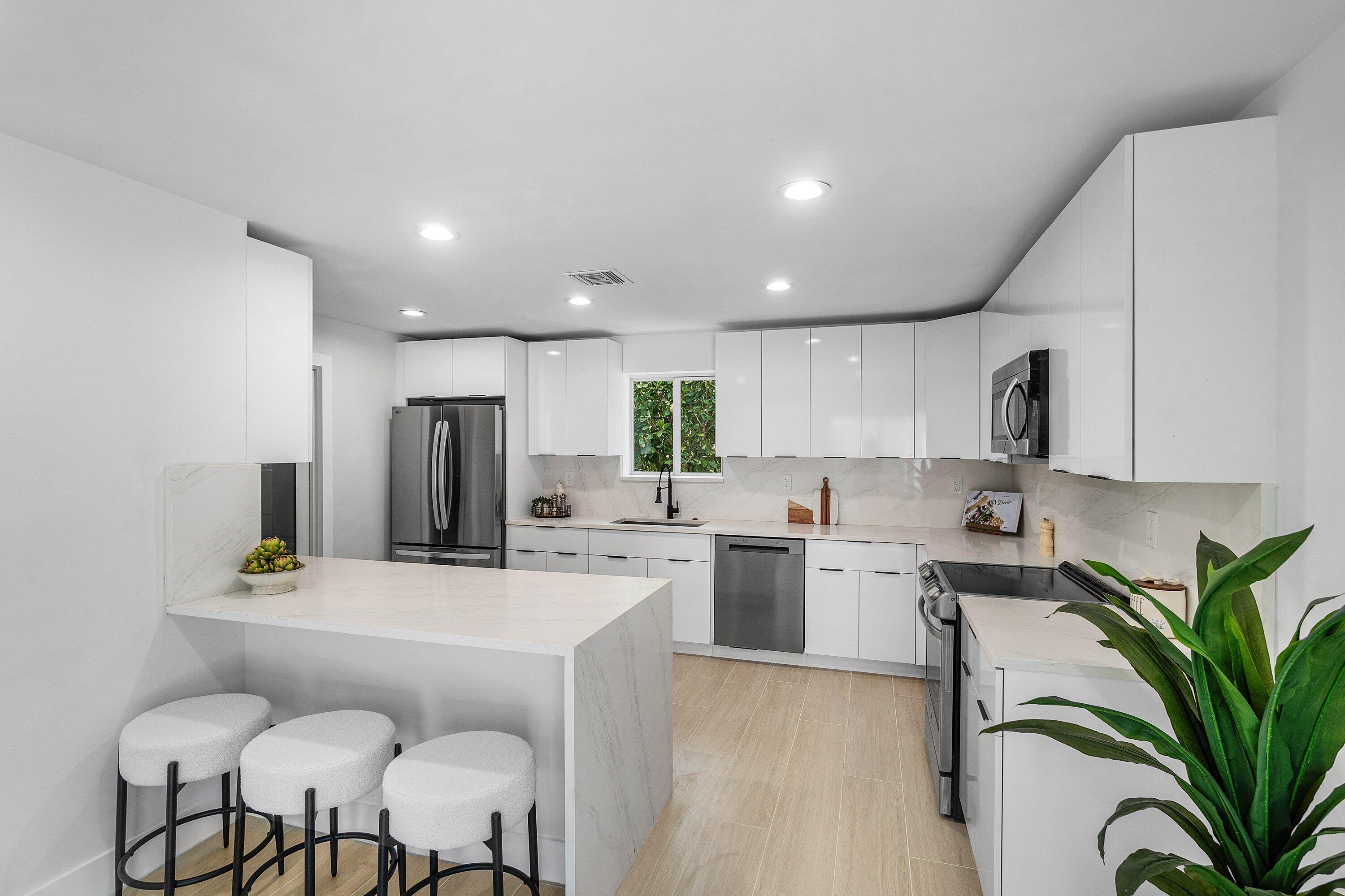 723 SW 27th, Boynton Beach FL 33435