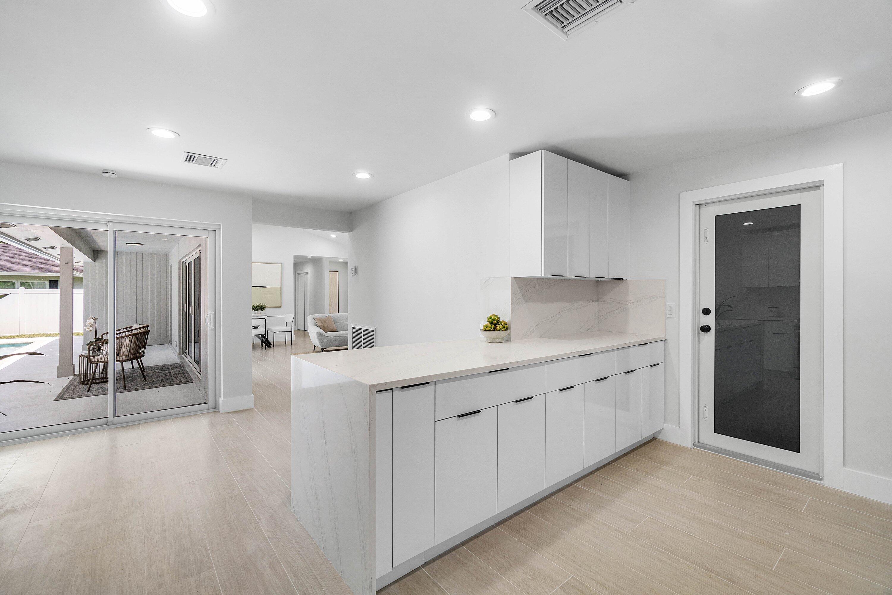 723 SW 27th, Boynton Beach FL 33435