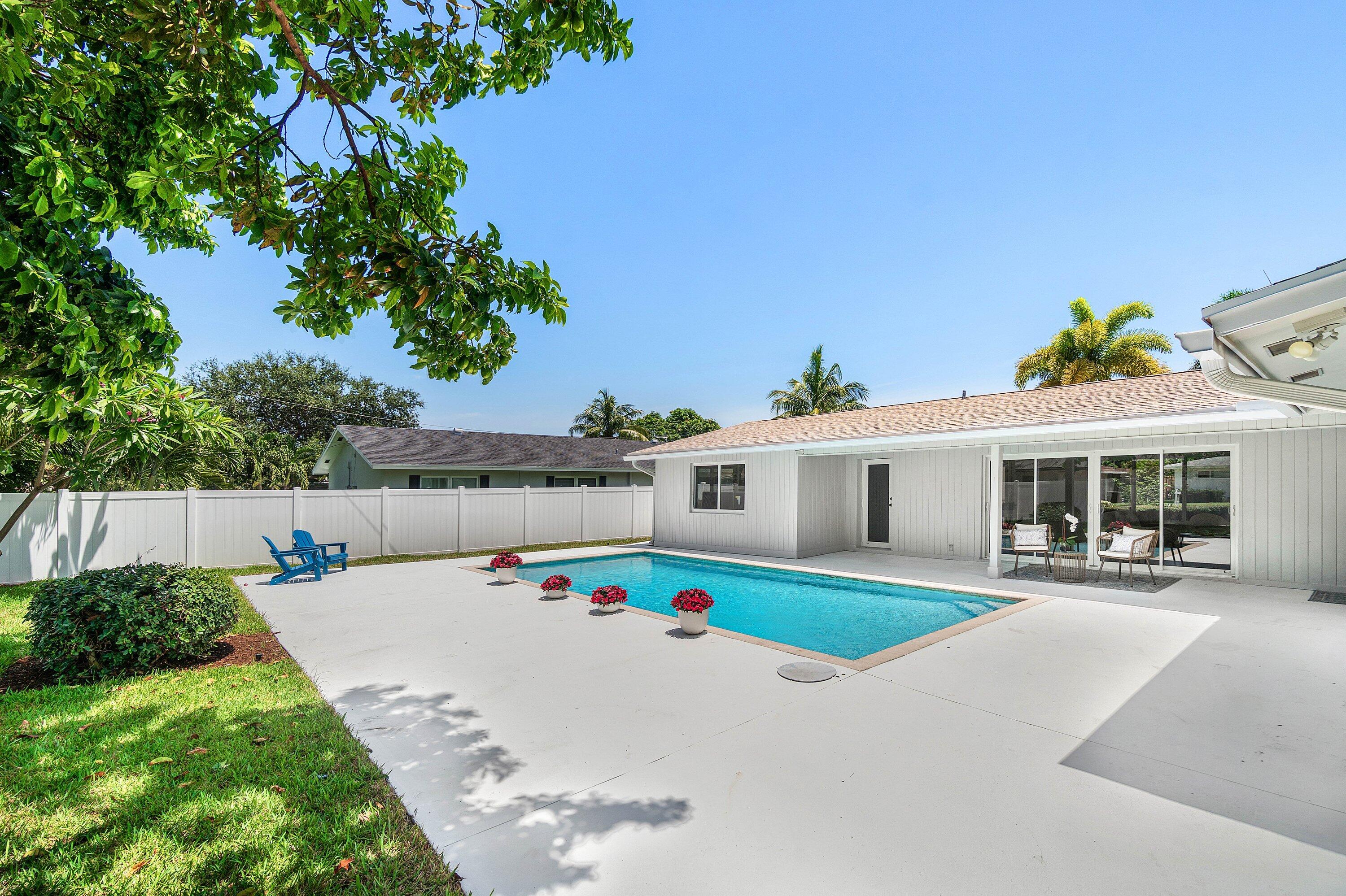 723 SW 27th, Boynton Beach FL 33435
