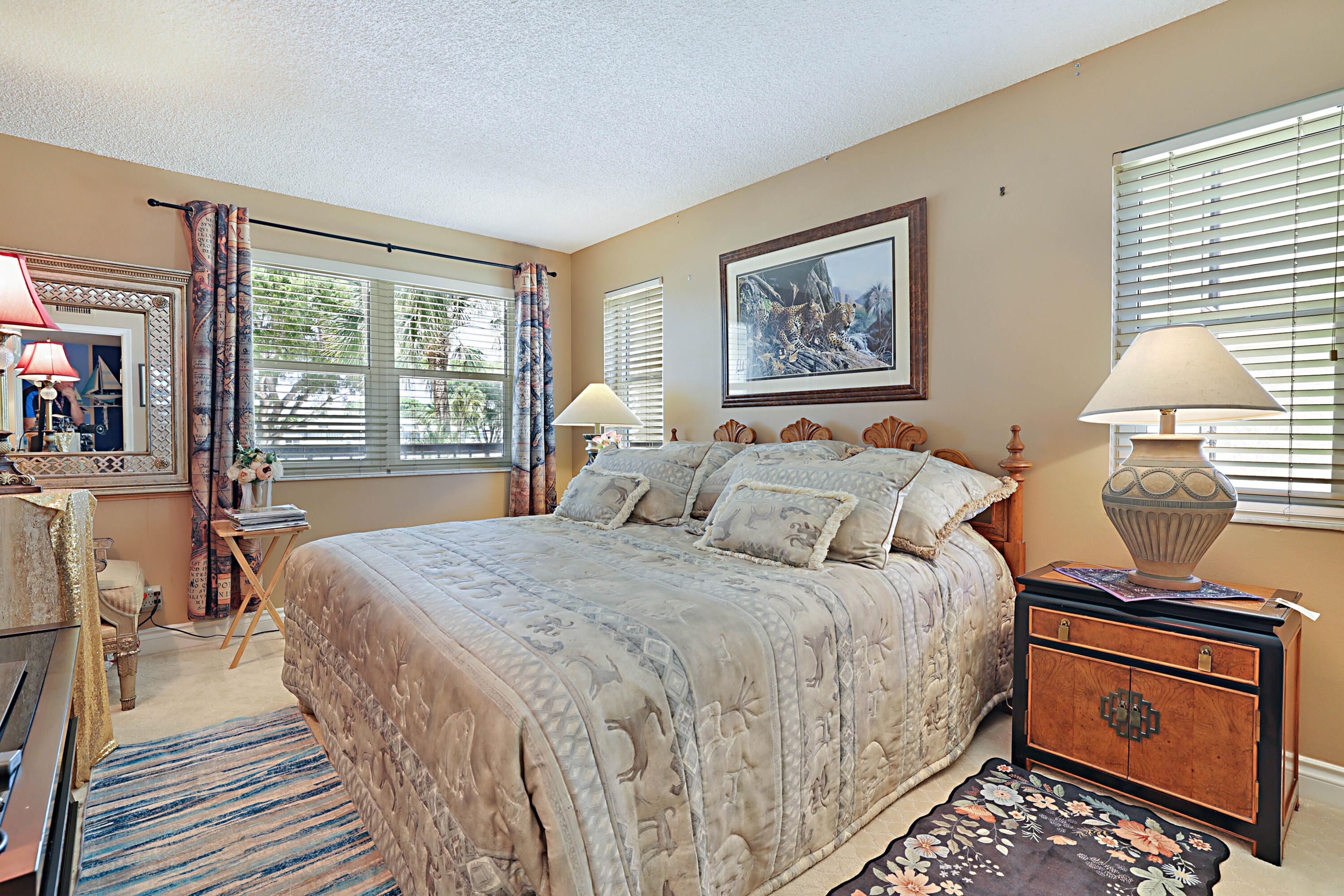 374 Golfview #205, North Palm Beach FL 33408