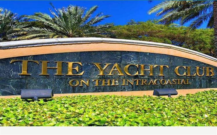 123 Yacht Club #207, Hypoluxo FL 33462