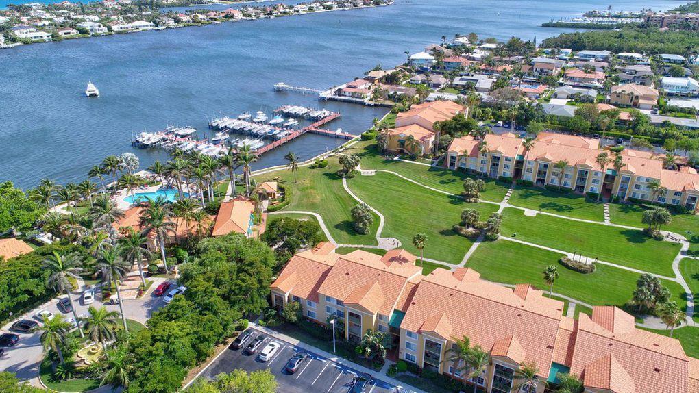 123 Yacht Club #207, Hypoluxo FL 33462