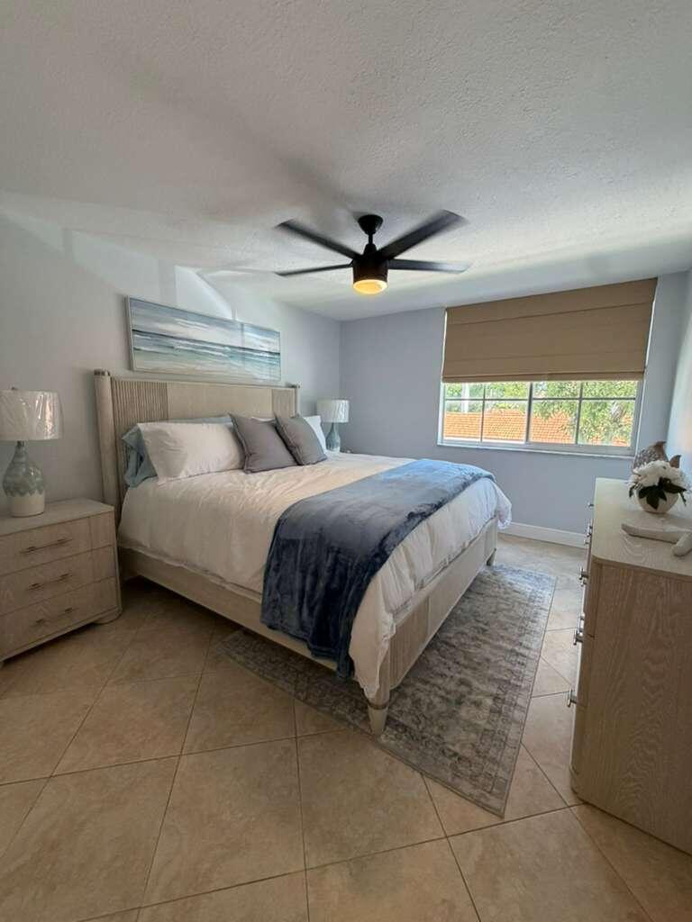 123 Yacht Club #207, Hypoluxo FL 33462