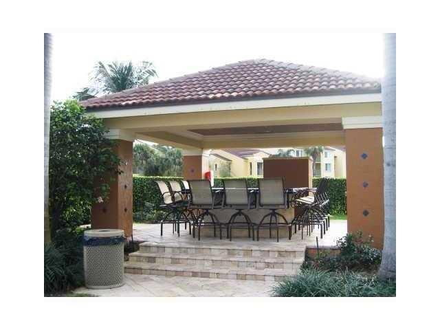 123 Yacht Club #207, Hypoluxo FL 33462