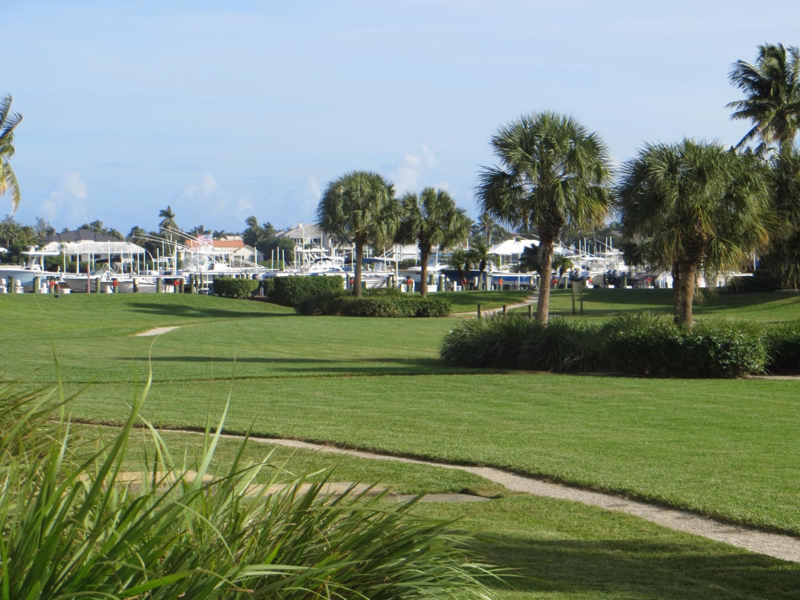 123 Yacht Club #207, Hypoluxo FL 33462