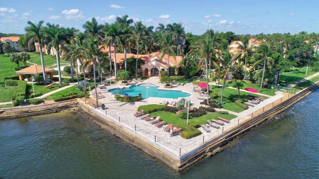 123 Yacht Club #207, Hypoluxo FL 33462