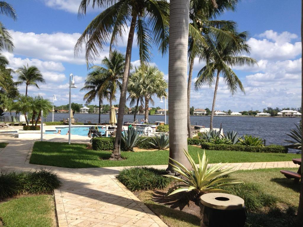 123 Yacht Club #207, Hypoluxo FL 33462