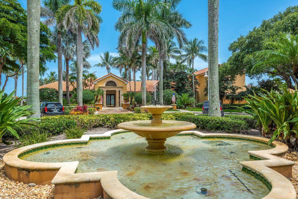 123 Yacht Club #207, Hypoluxo FL 33462