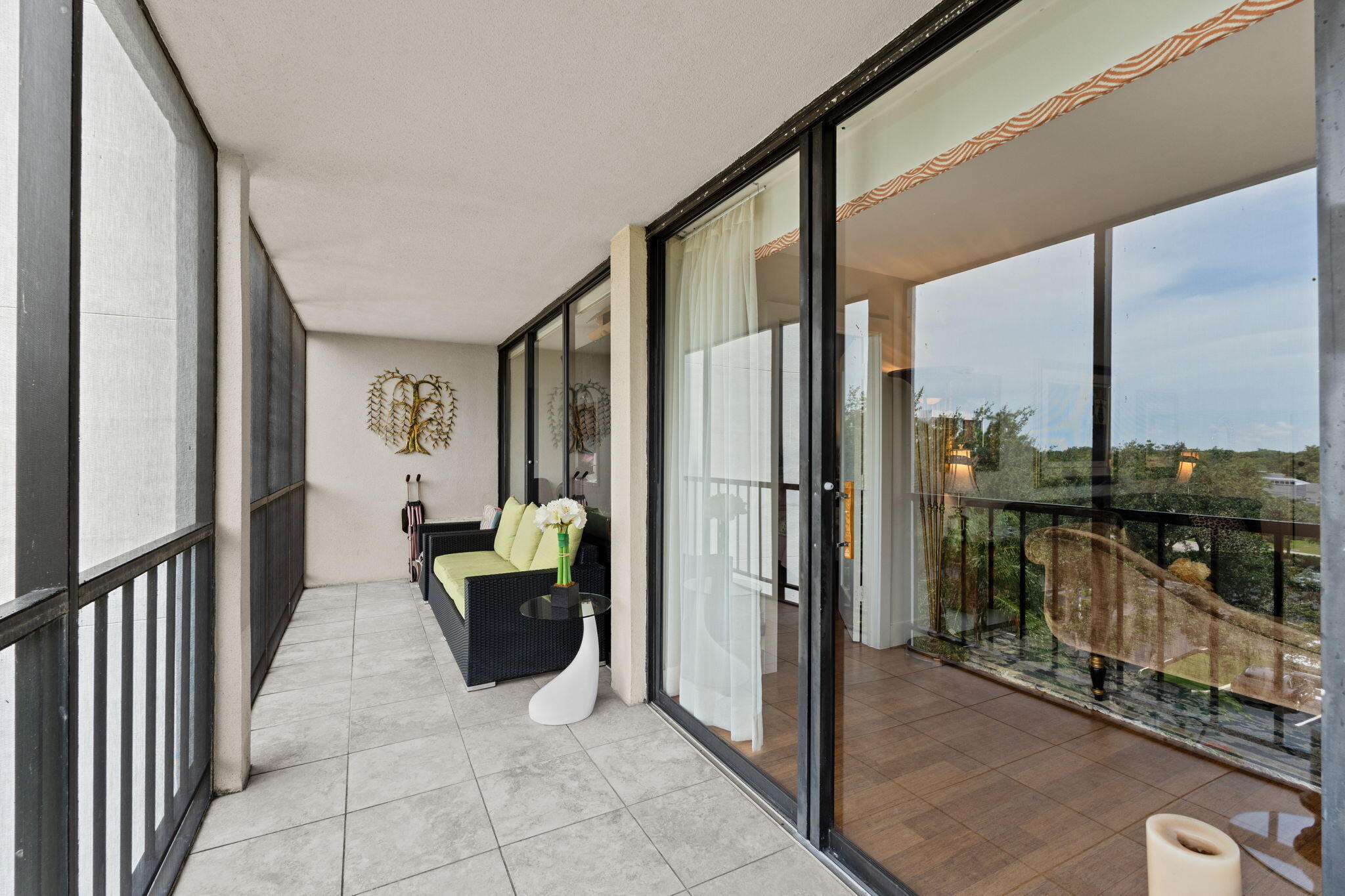7768 Lakeside #554, Boca Raton FL 33434