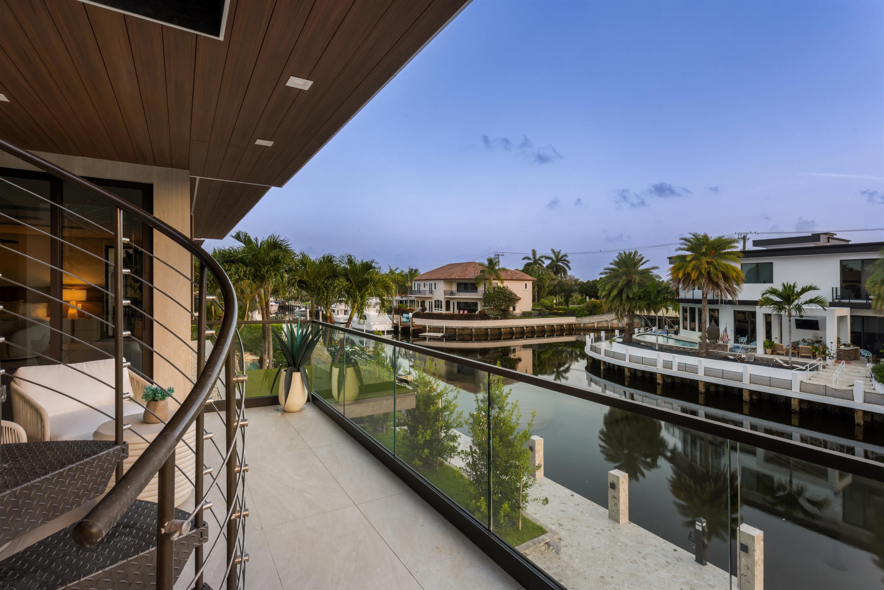 2441 NE 48th, Lighthouse Point FL 33064