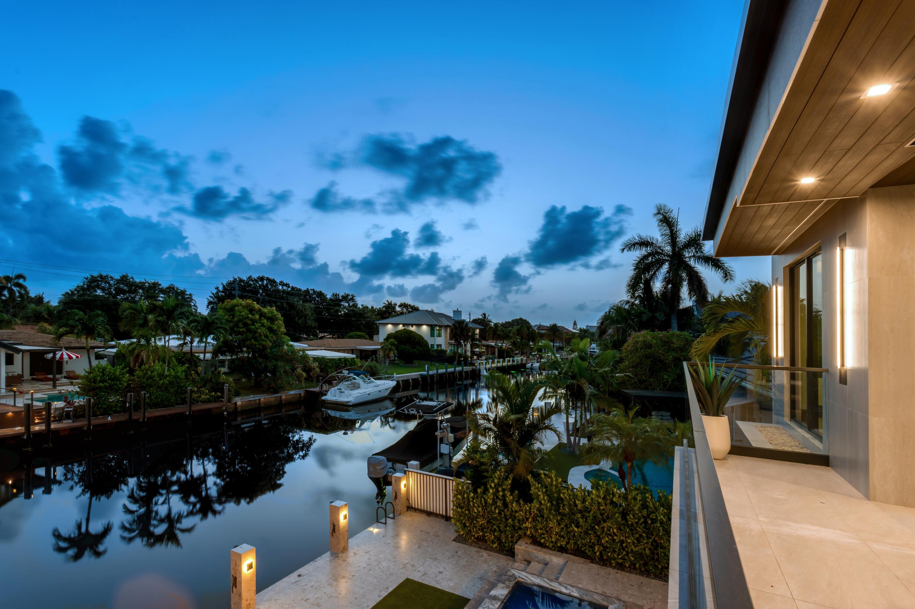 2441 NE 48th, Lighthouse Point FL 33064