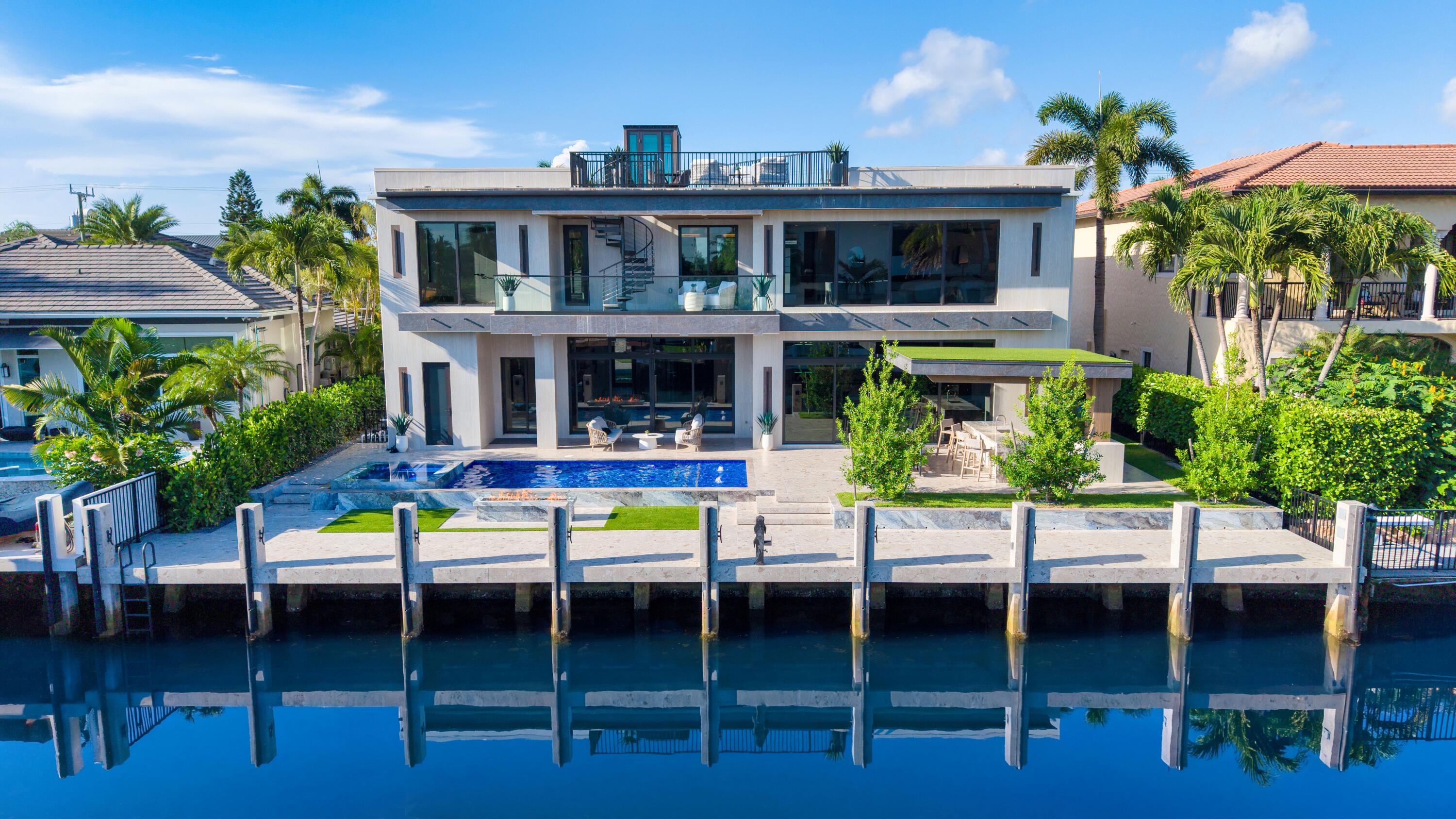 2441 NE 48th, Lighthouse Point FL 33064