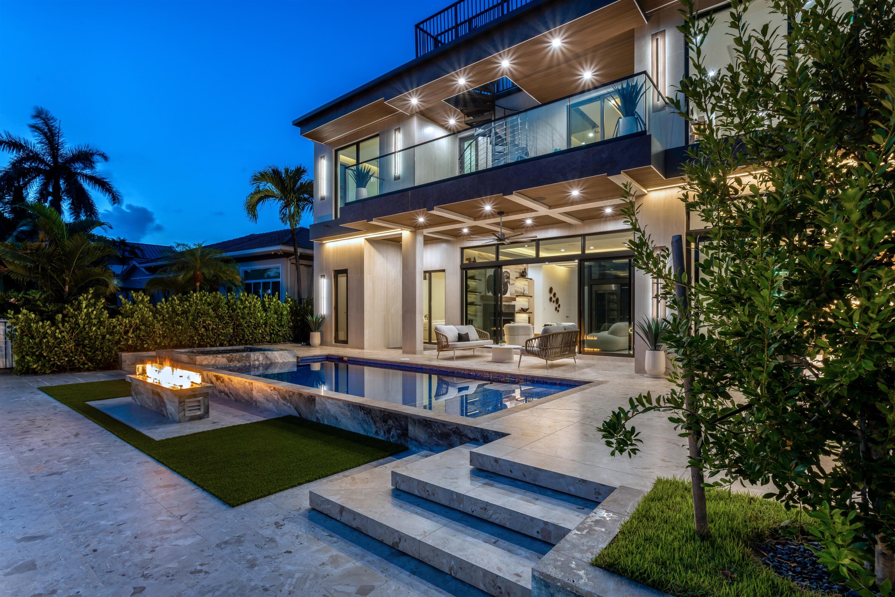 2441 NE 48th, Lighthouse Point FL 33064