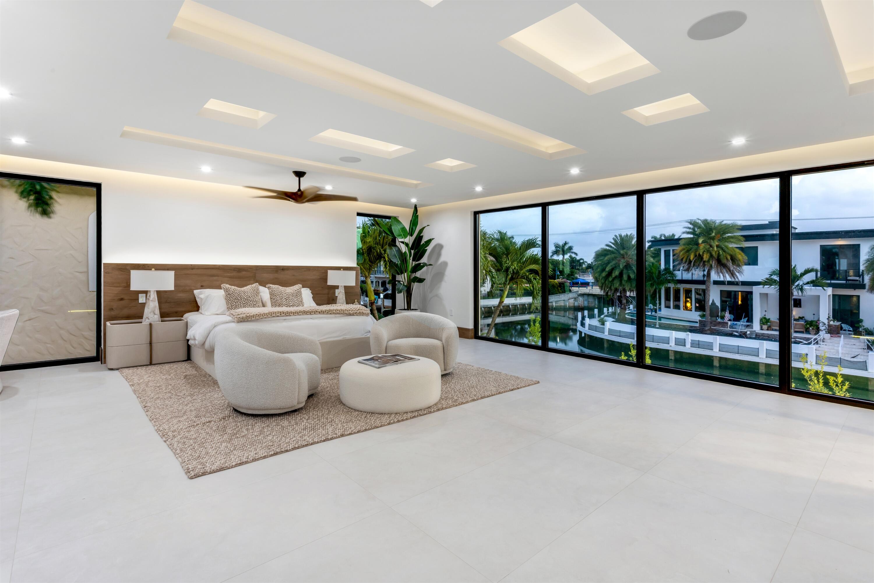 2441 NE 48th, Lighthouse Point FL 33064