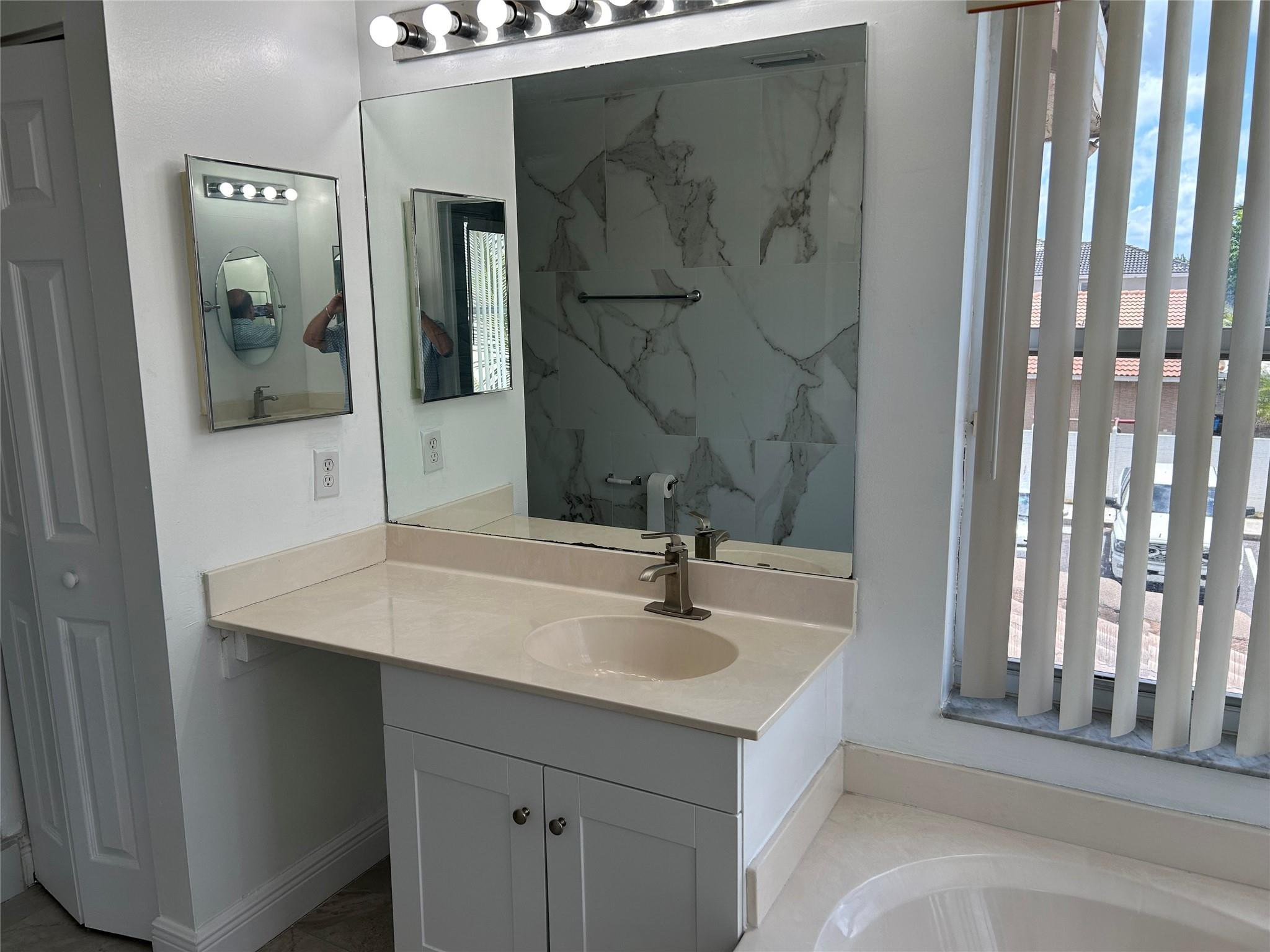16404 NW 19th, Pembroke Pines FL 33028