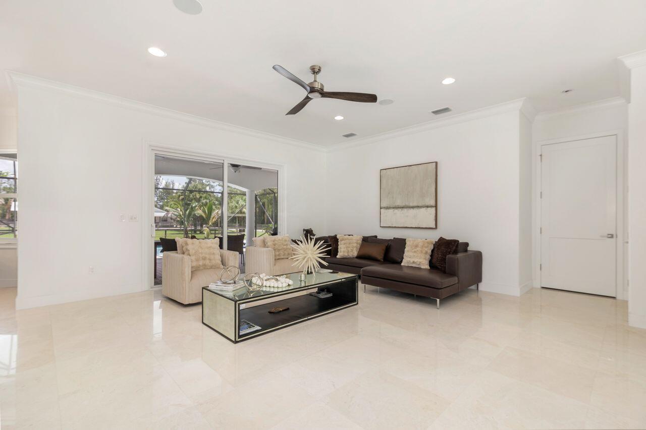 14819 Broken Arrow, Palm Beach Gardens FL 33418