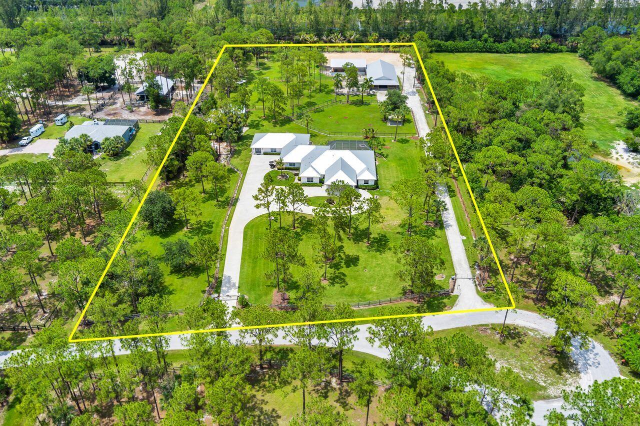 14819 Broken Arrow, Palm Beach Gardens FL 33418