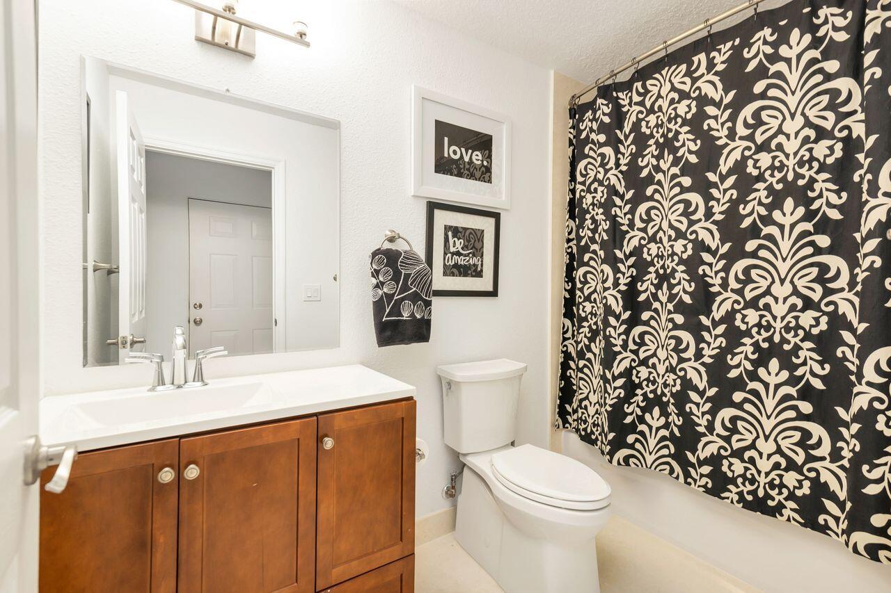 14819 Broken Arrow, Palm Beach Gardens FL 33418