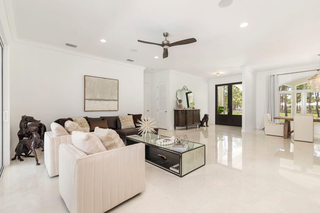 14819 Broken Arrow, Palm Beach Gardens FL 33418