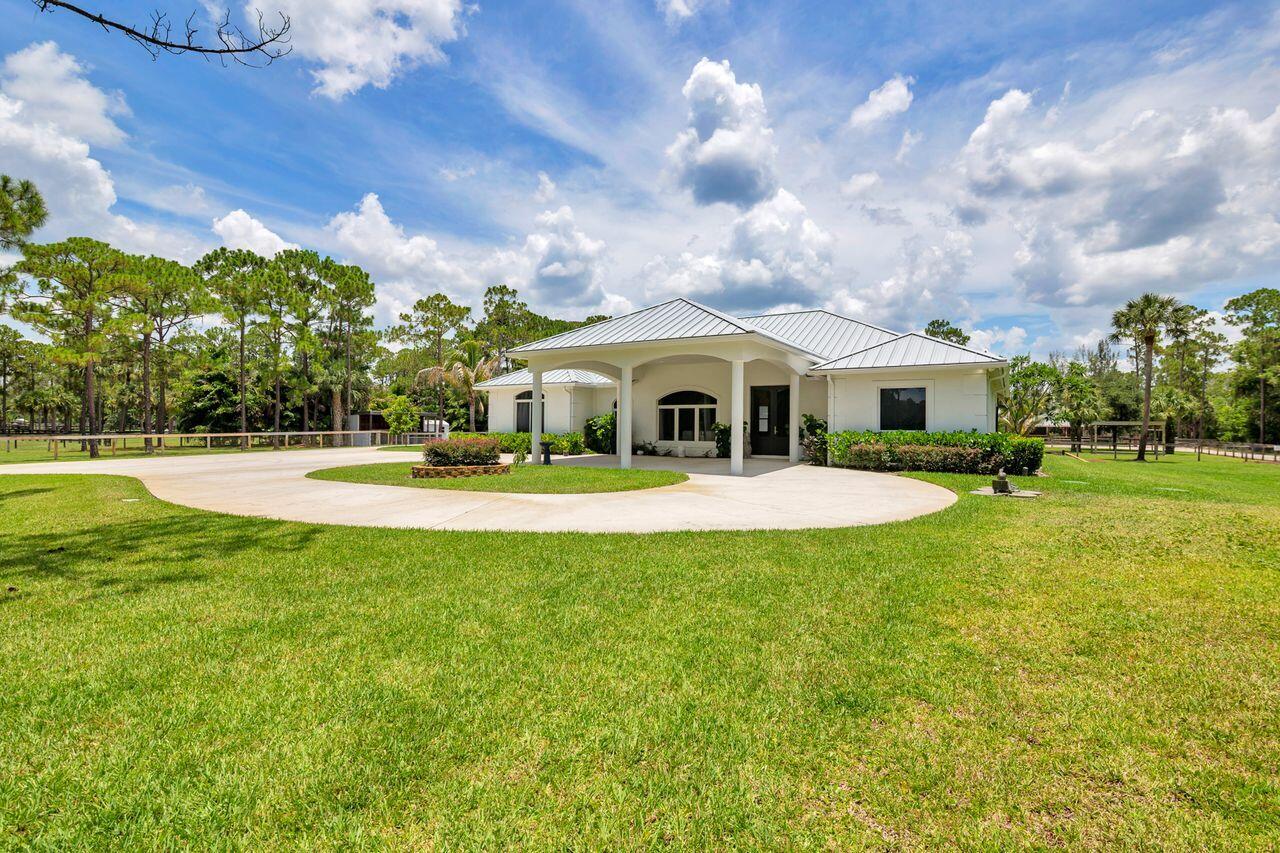 14819 Broken Arrow, Palm Beach Gardens FL 33418