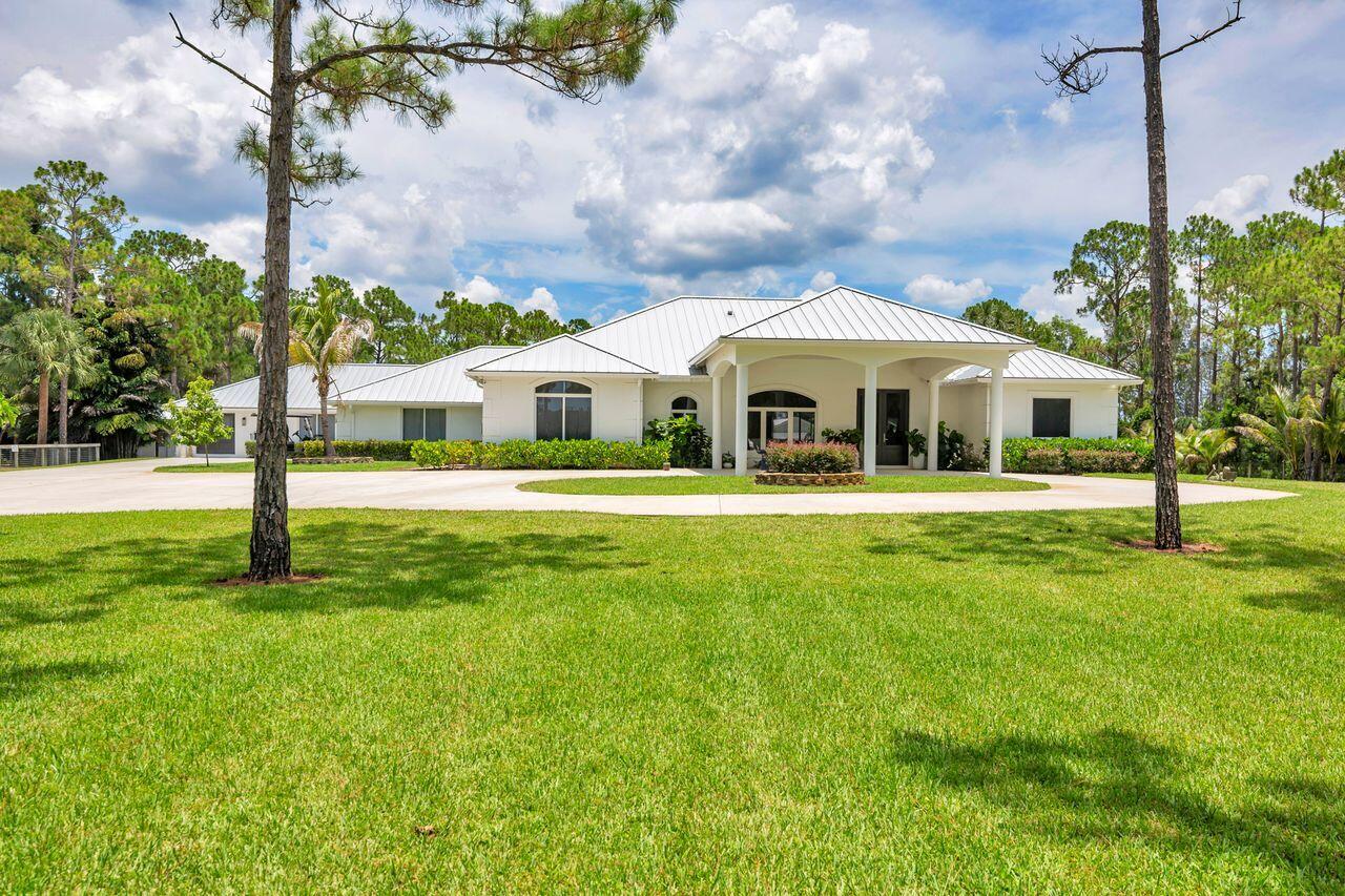 14819 Broken Arrow, Palm Beach Gardens FL 33418